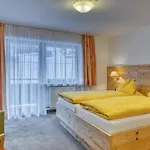 Alpenrose Апартаменты Тукс