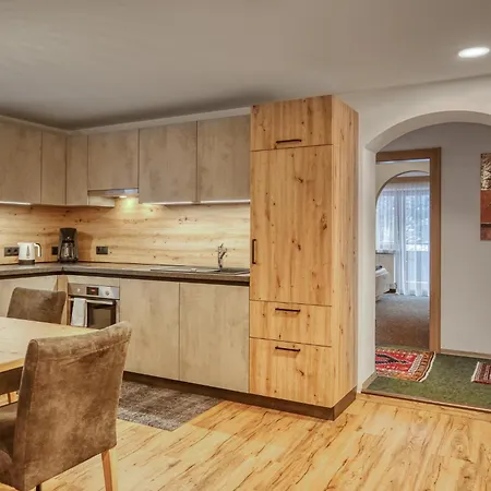 Alpenrose Appartement Tux